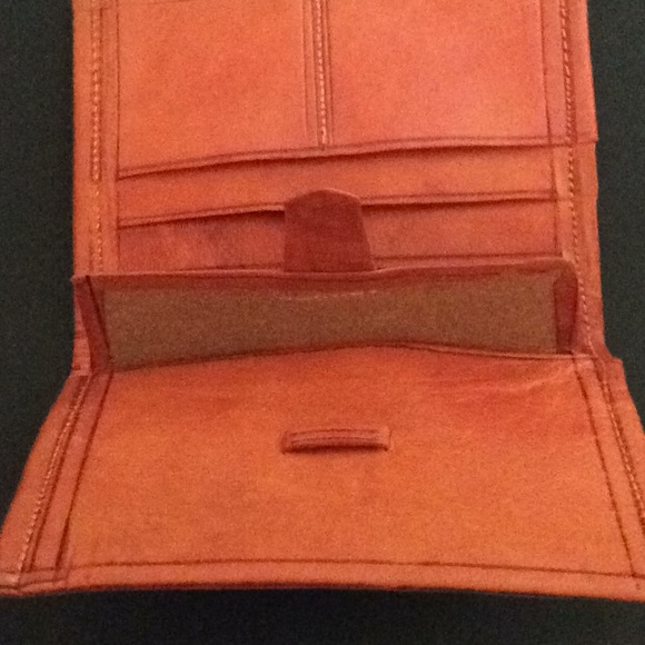 Handmade leather tooled wallet - Picture 5 of 5